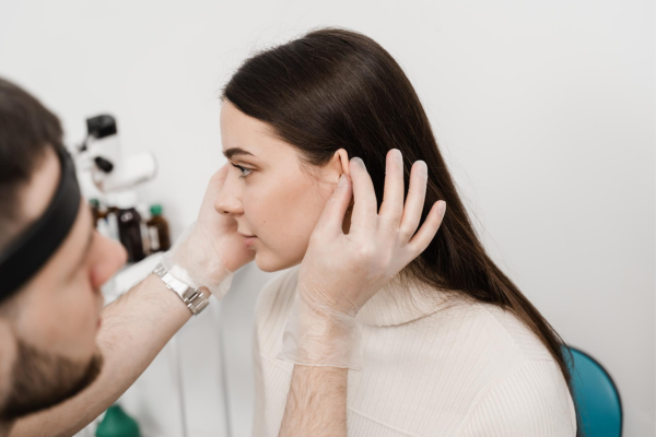 اتوپلاستی گوش بدون جراحی چیست ؟