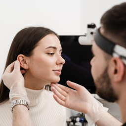 تکنیک های موثر برای كوچك كردن گوش بدون جراحی